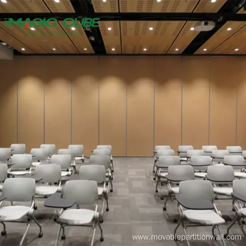 Hotel Operable acoustic sliding folding partition